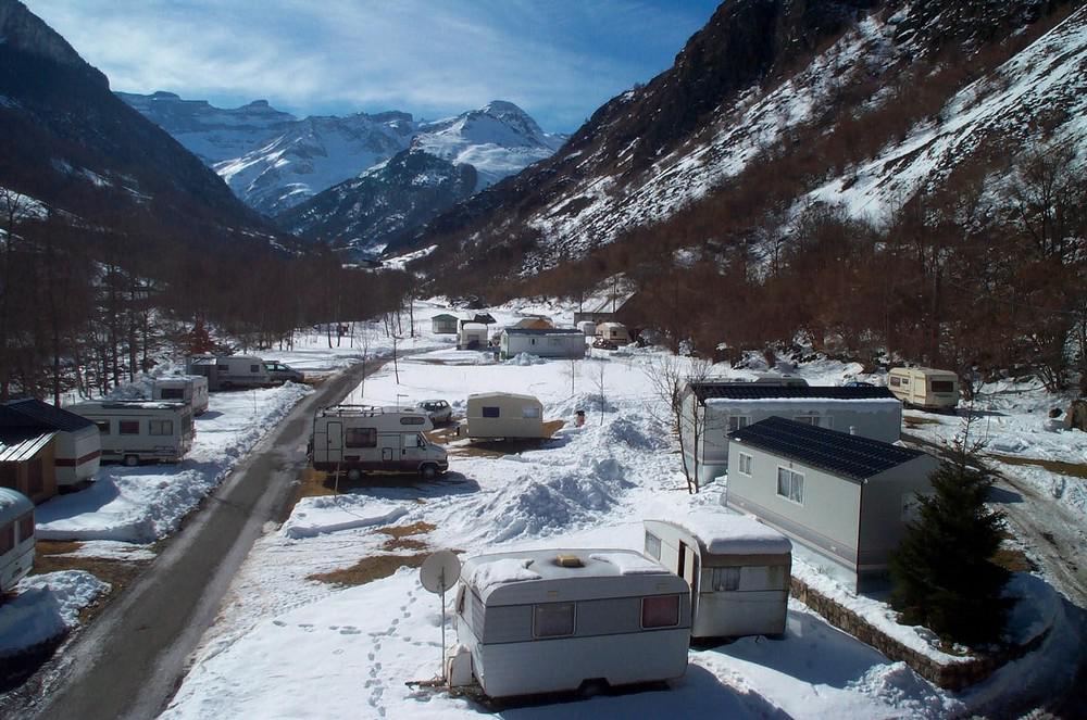 Camping Le Pain De Sucre A Gavarnie 65 Hautes Pyrenees Location De Mobil Homes Emplacements Spacieux Pour Tente Caravane Et Camping Car