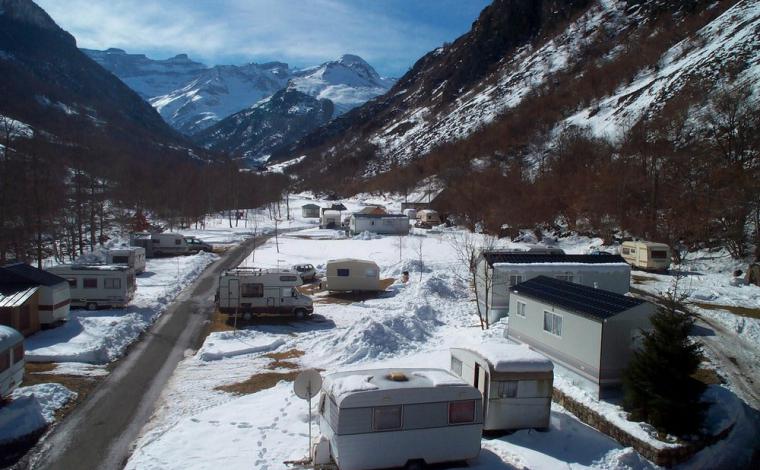 Camping Gavarnie in winter